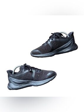 Lululemon Women's Blissfeel Run 2 Triple Black Running Athletic Shoes Sz 9.5